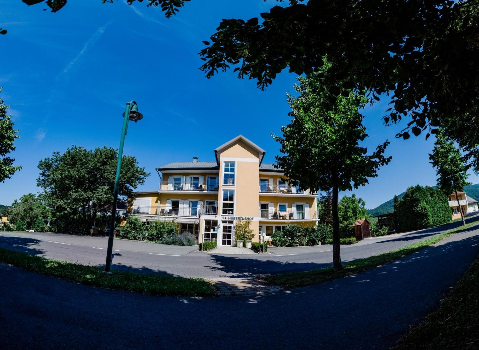 Hotel St. Hubertushof Бад-Глайхенберг Екстер'єр фото